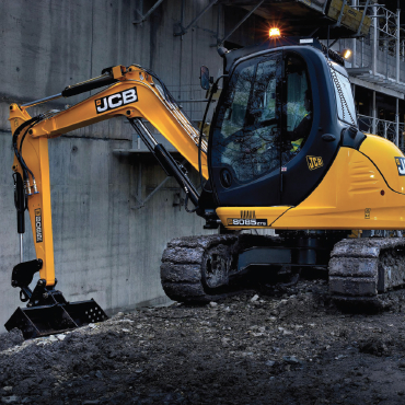 Spotlight on excavators