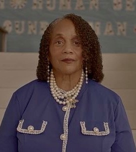 A person in a blue shirt

AI-generated content may be incorrect.