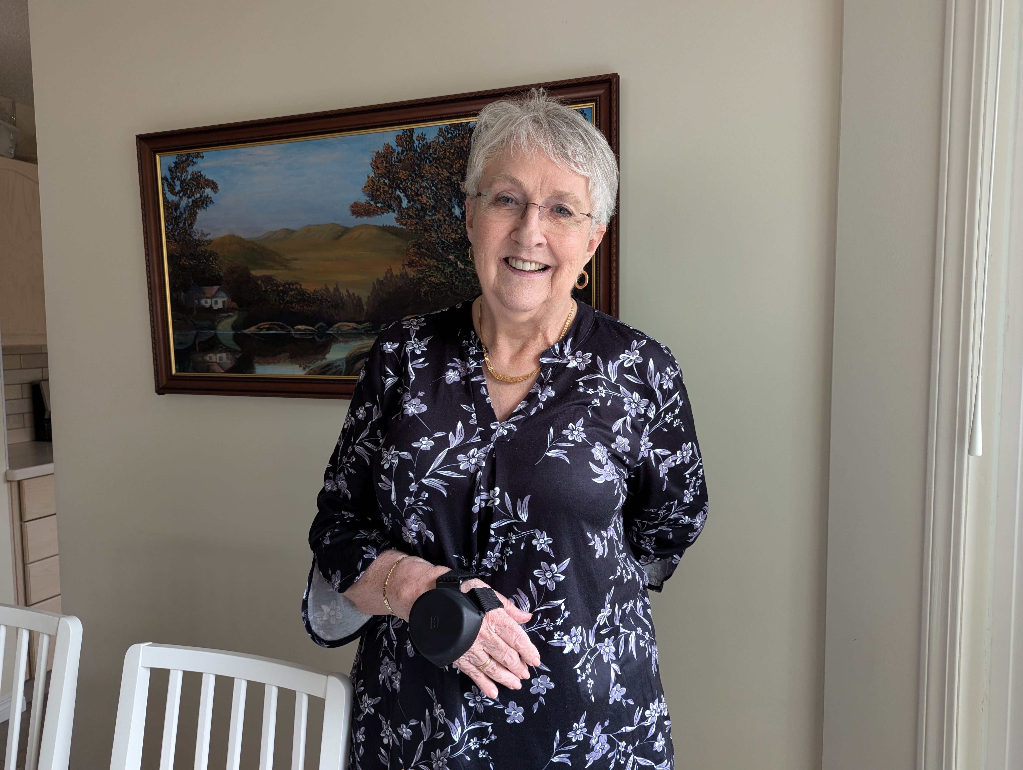 Betty using Steadiwear