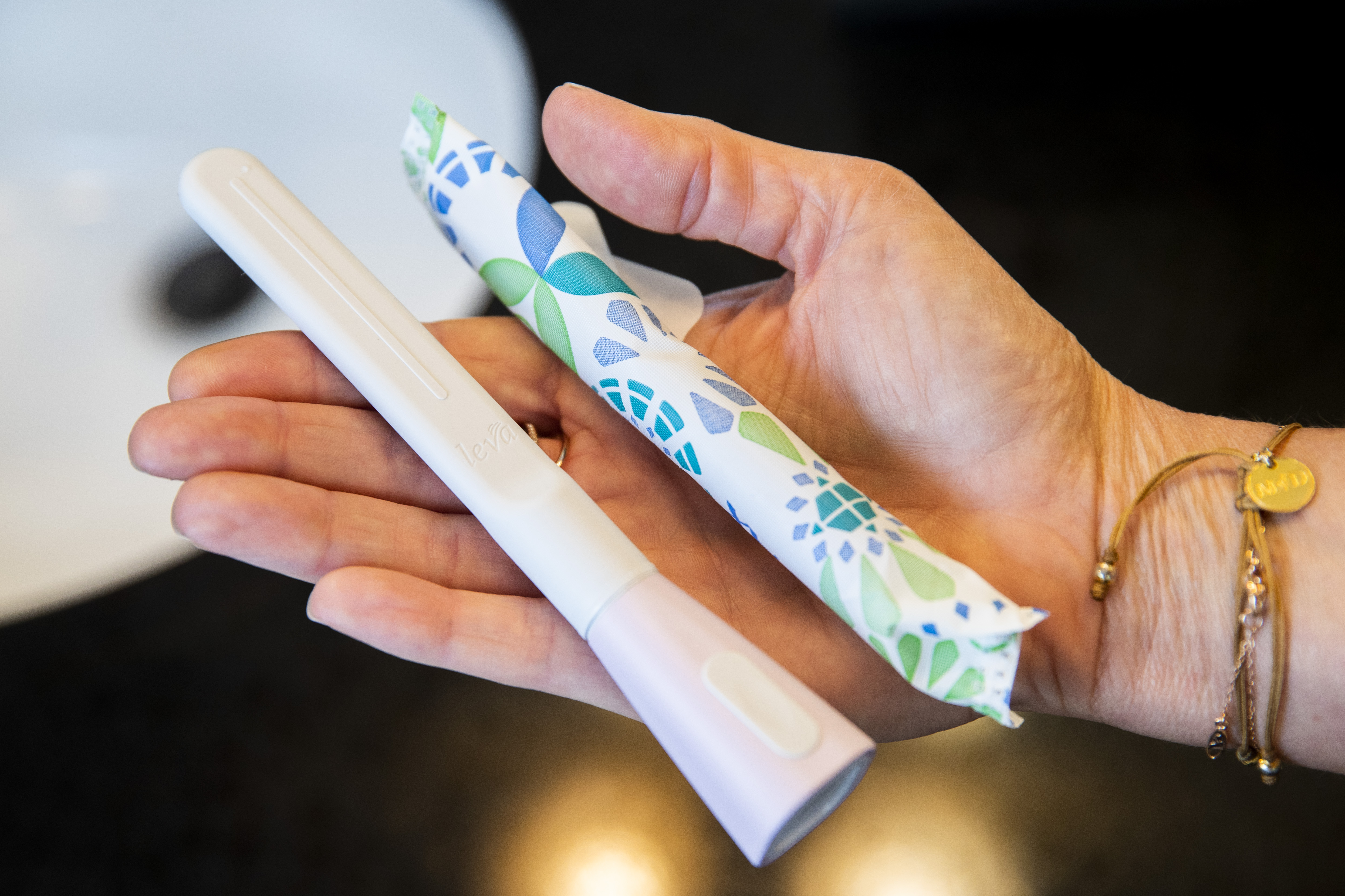 Leva Wand Size Comparison