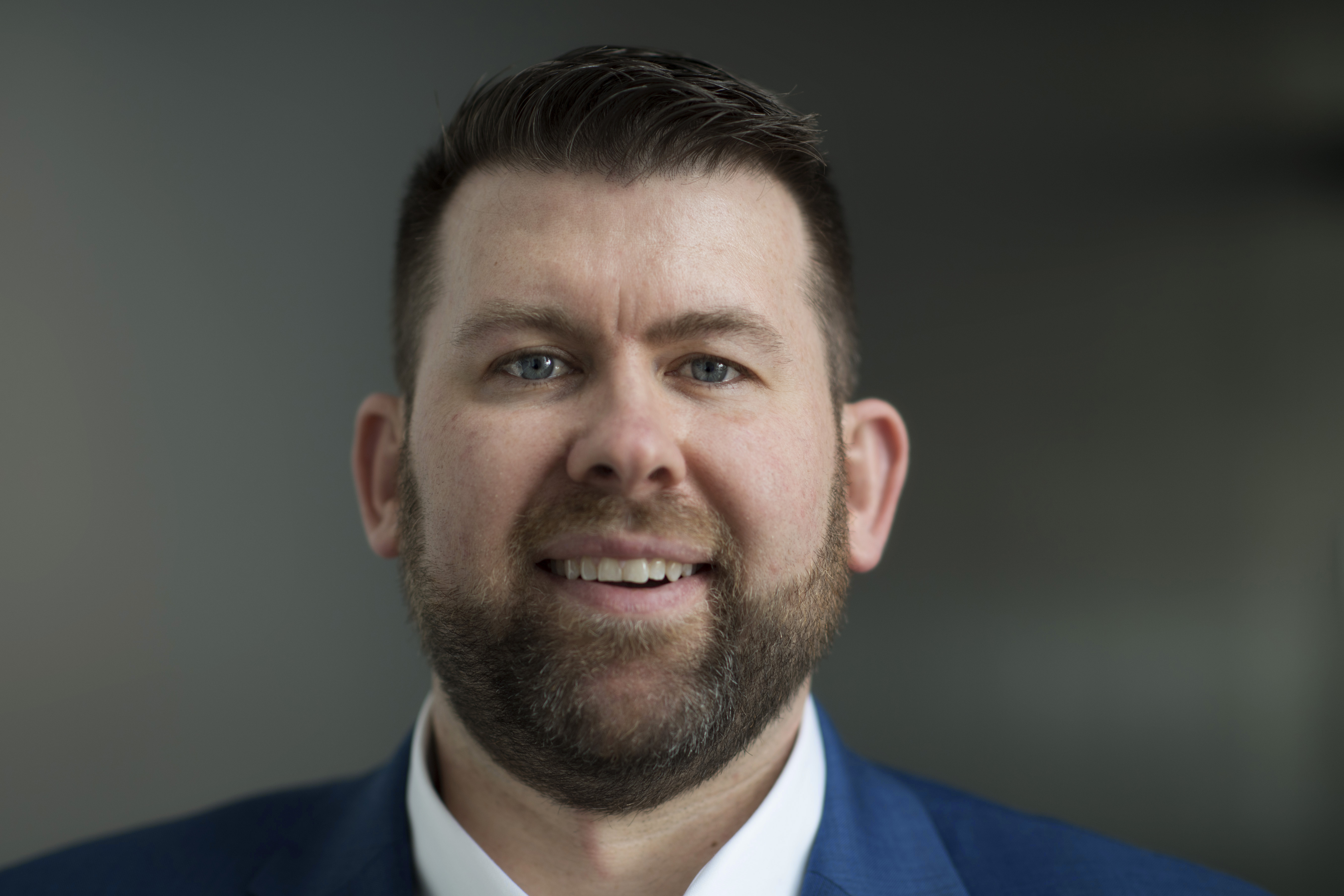 AndrewOlsen_Headshot_3.jpg