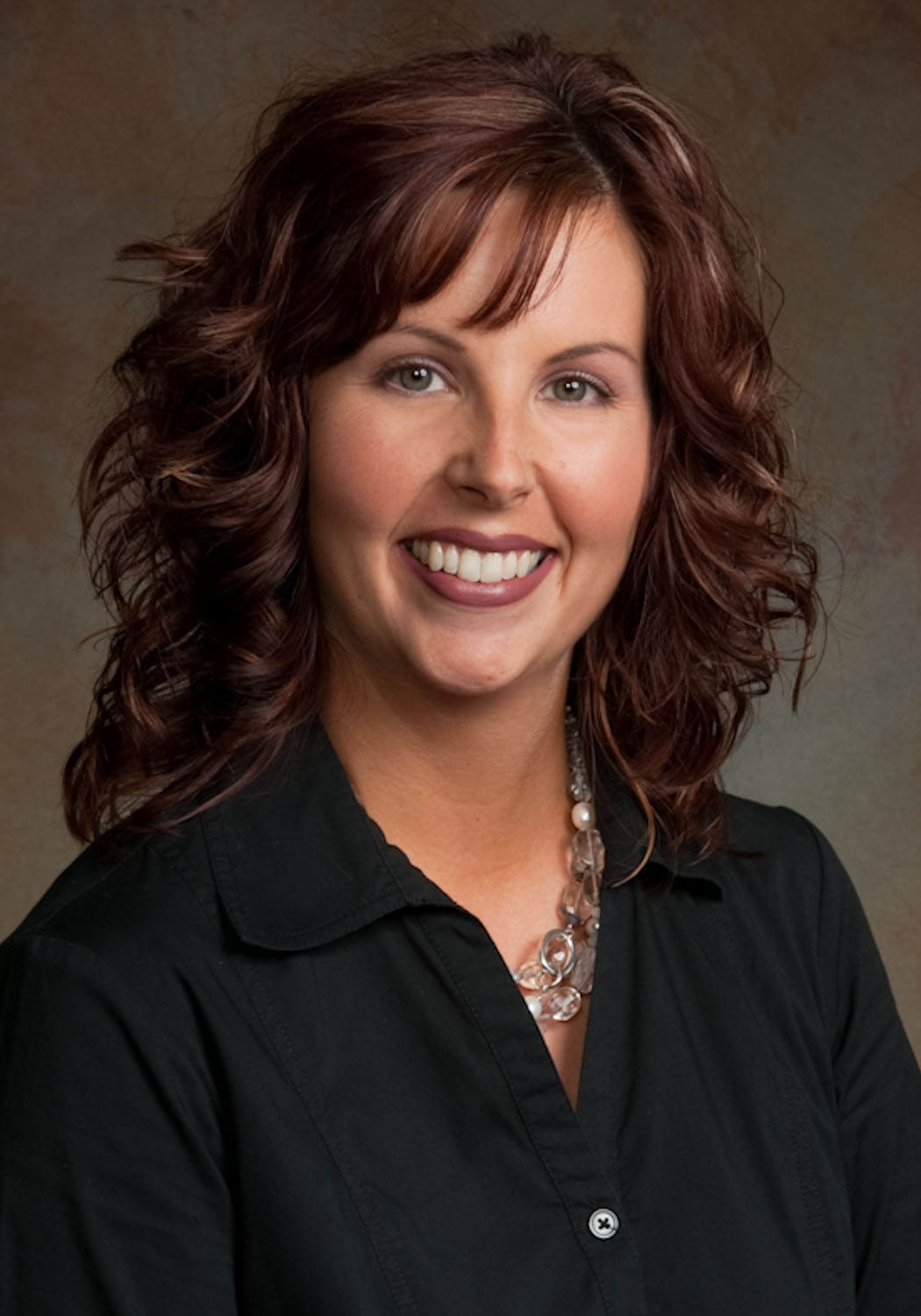 Amy_Wolfe_Headshot_9.jpg