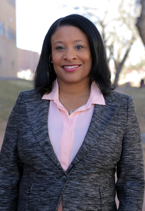 Lynn_Adams_Photo.jpg