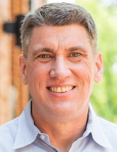 Headshot: Mark Newmiller