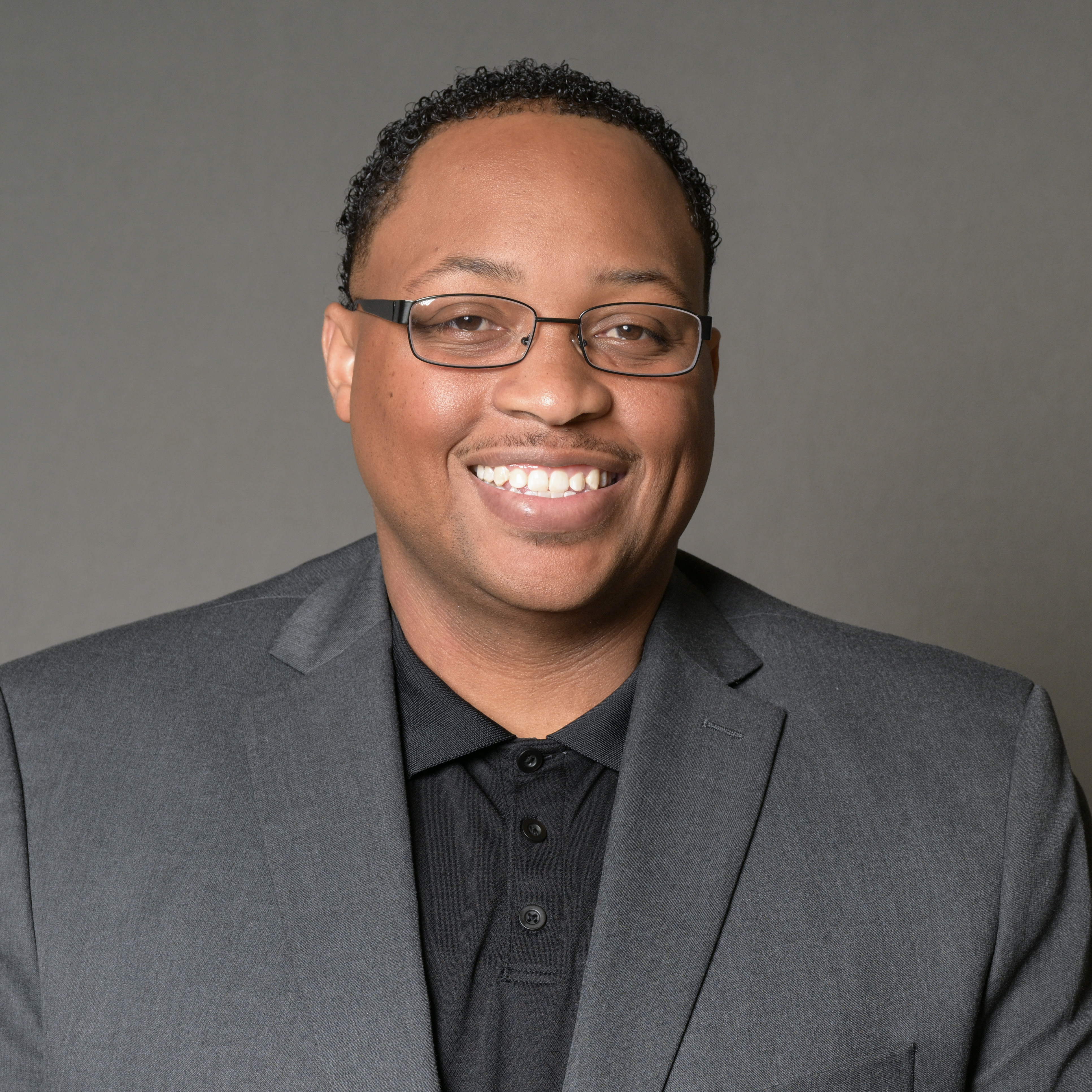 Headshot: RJ Kilgore