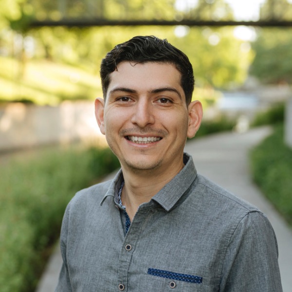 Miguel Elizardo headshot