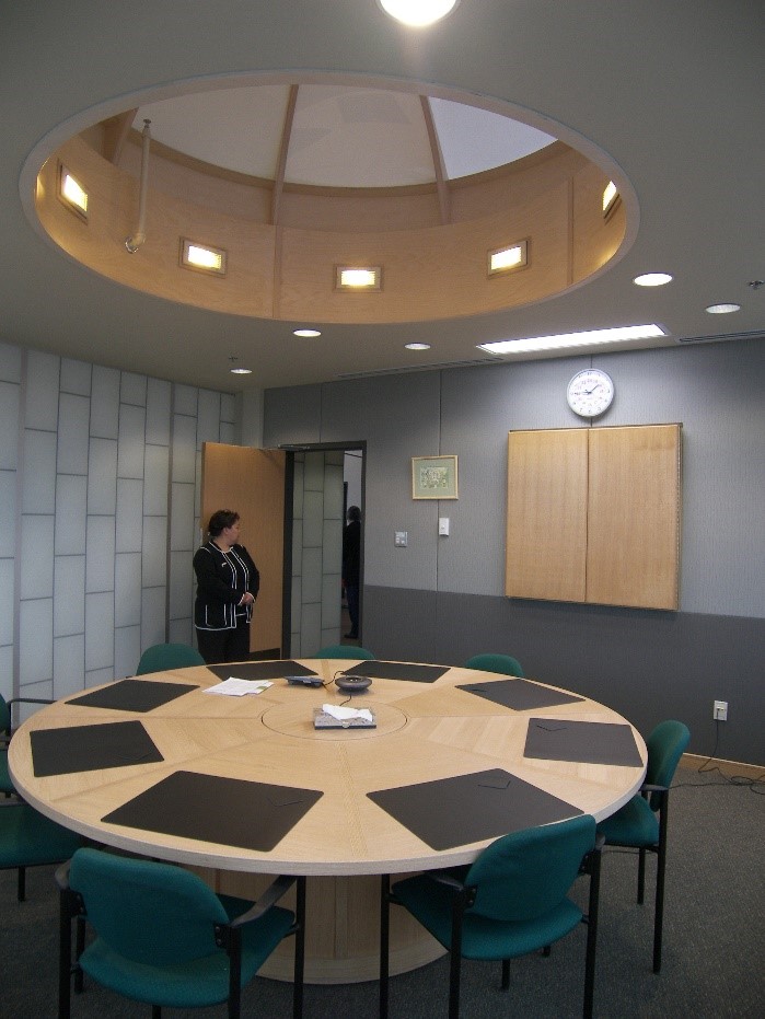 Figure 6:&nbsp; NJC:&nbsp; Mediation room with igloo inspiration