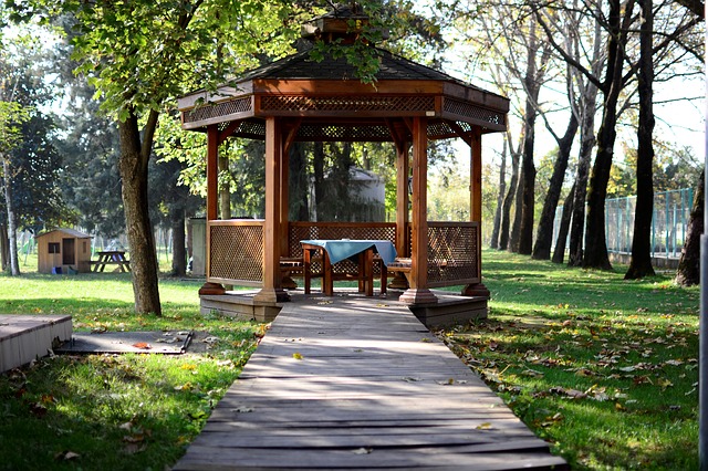pergola-3823309_640.jpg