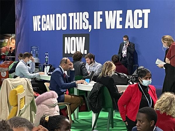 photo credit: Julie Hiromoto