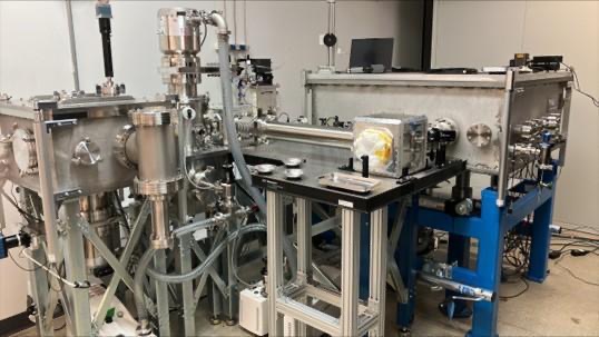 A machine in a factory
AI-generated content may be incorrect.