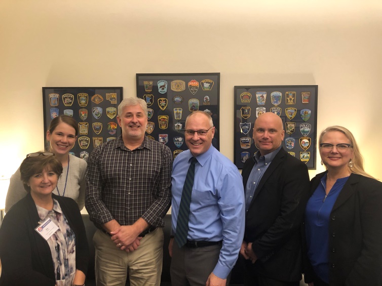 Rep. Pete Stauber and constituents from Congressional District 8 posing for photo
