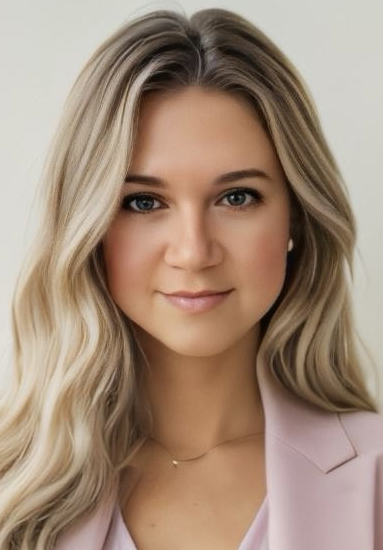 Headshot of Kirsten Burden, RN