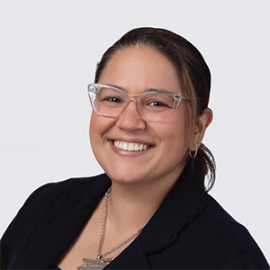 Headshot of Nyleen Flores