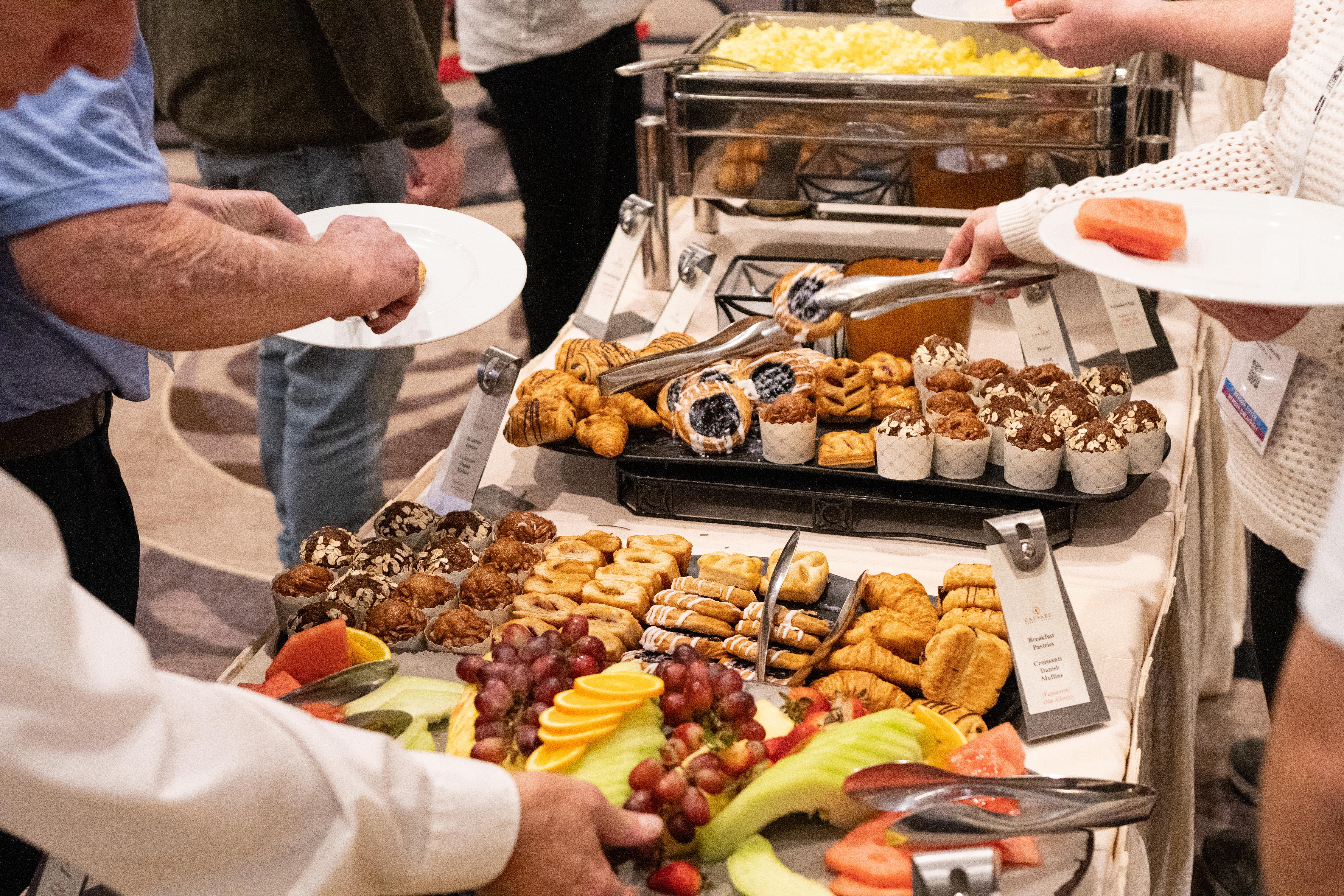 Hors d'oeuvres at the APA Expo Gold Obelisk Gala