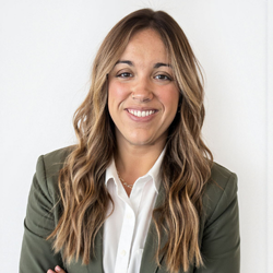 Hannah Vanderpool, CXR Community Manager