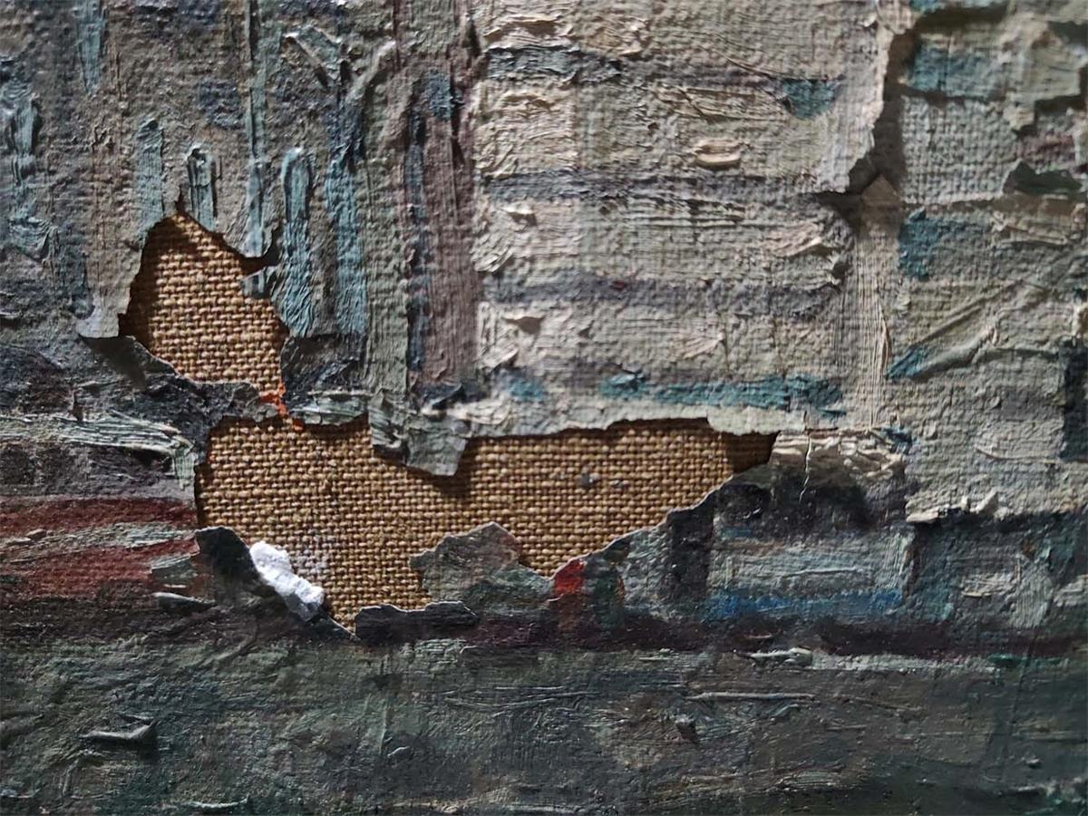 Paint Loss on an Oil Painting Close-up detail showing areas of paint loss and exposed canvas on an aged oil painting. Such condition issues are frequently encountered in conservation practice and highlight the long-term challenges of preserving artworks in real-world environments.