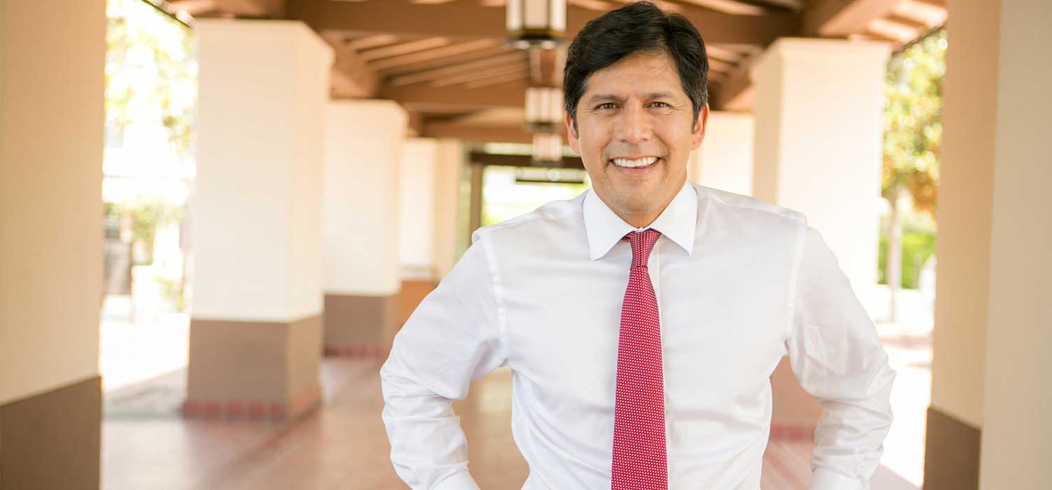 Senator Kevin de León