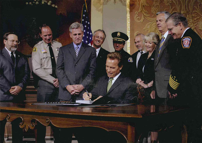 Governor Arnold Schwarzenegger proposed a coalition to work on this new state constitutional amendment