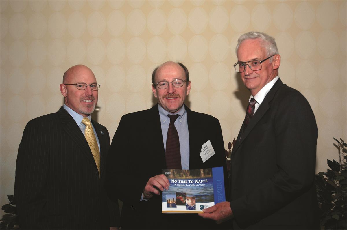 Jerry Gladbach with Blueprint for CA Water publication