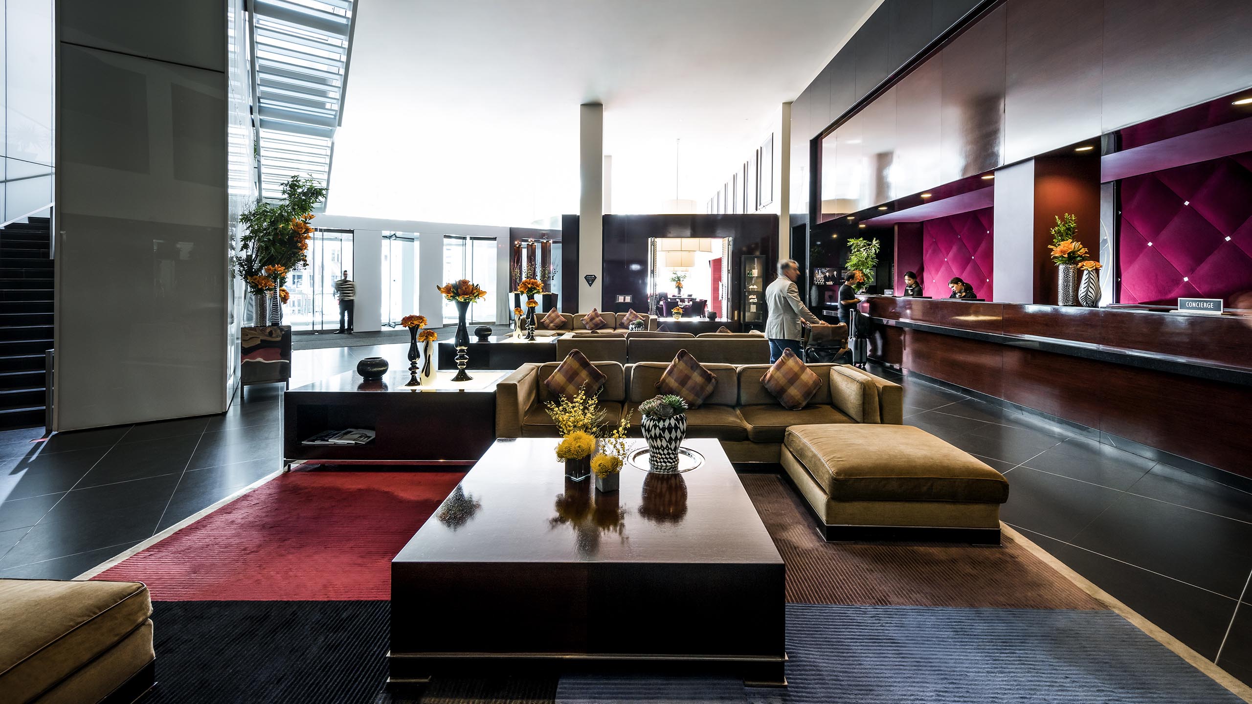 Sofitel_hotel_lobby.jpg