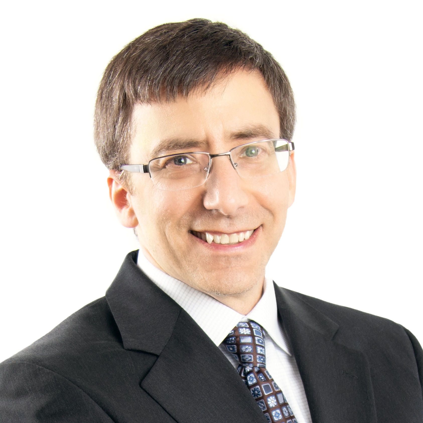 Elias Saltz Headshot