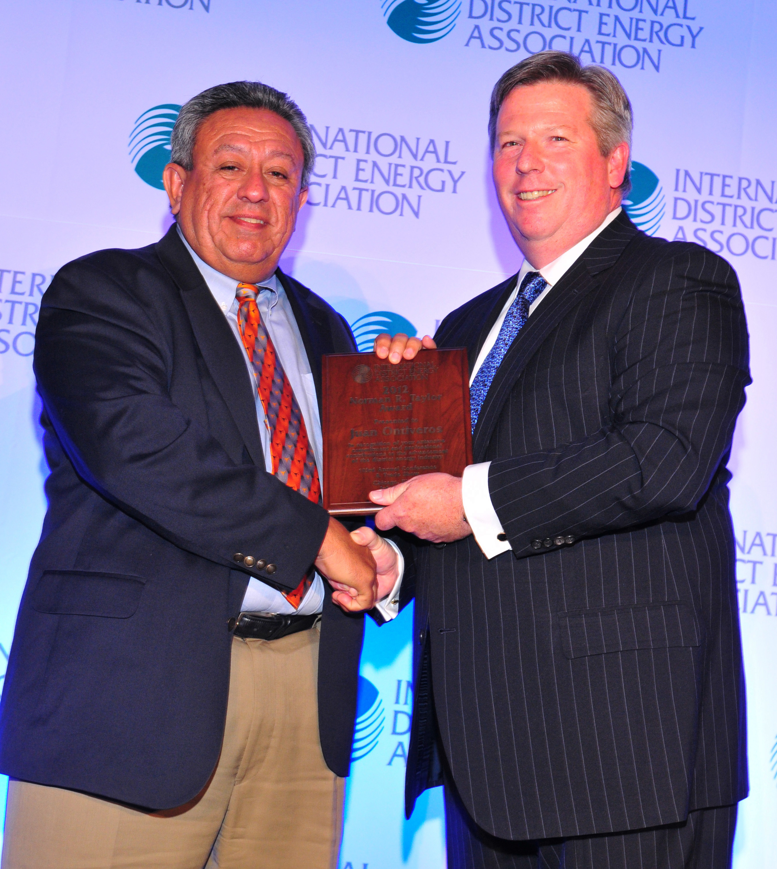 Norman-Taylor-Award-Juan-Ontiveros-cropped.jpg