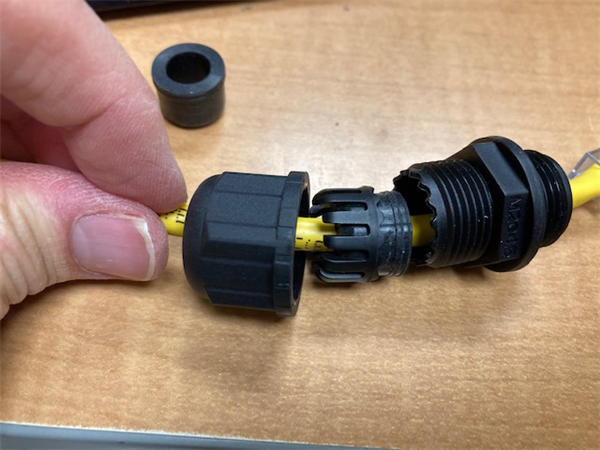 how-to-assemble-the-cable-glands-that-come-with-ap-377-wireless-access
