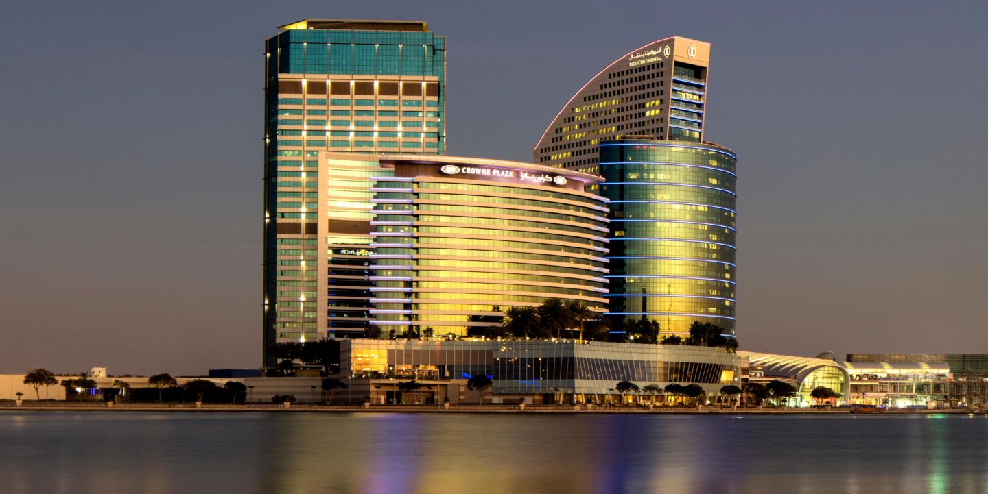 crowne-plaza-dubai-4793883366-2x1.jpg