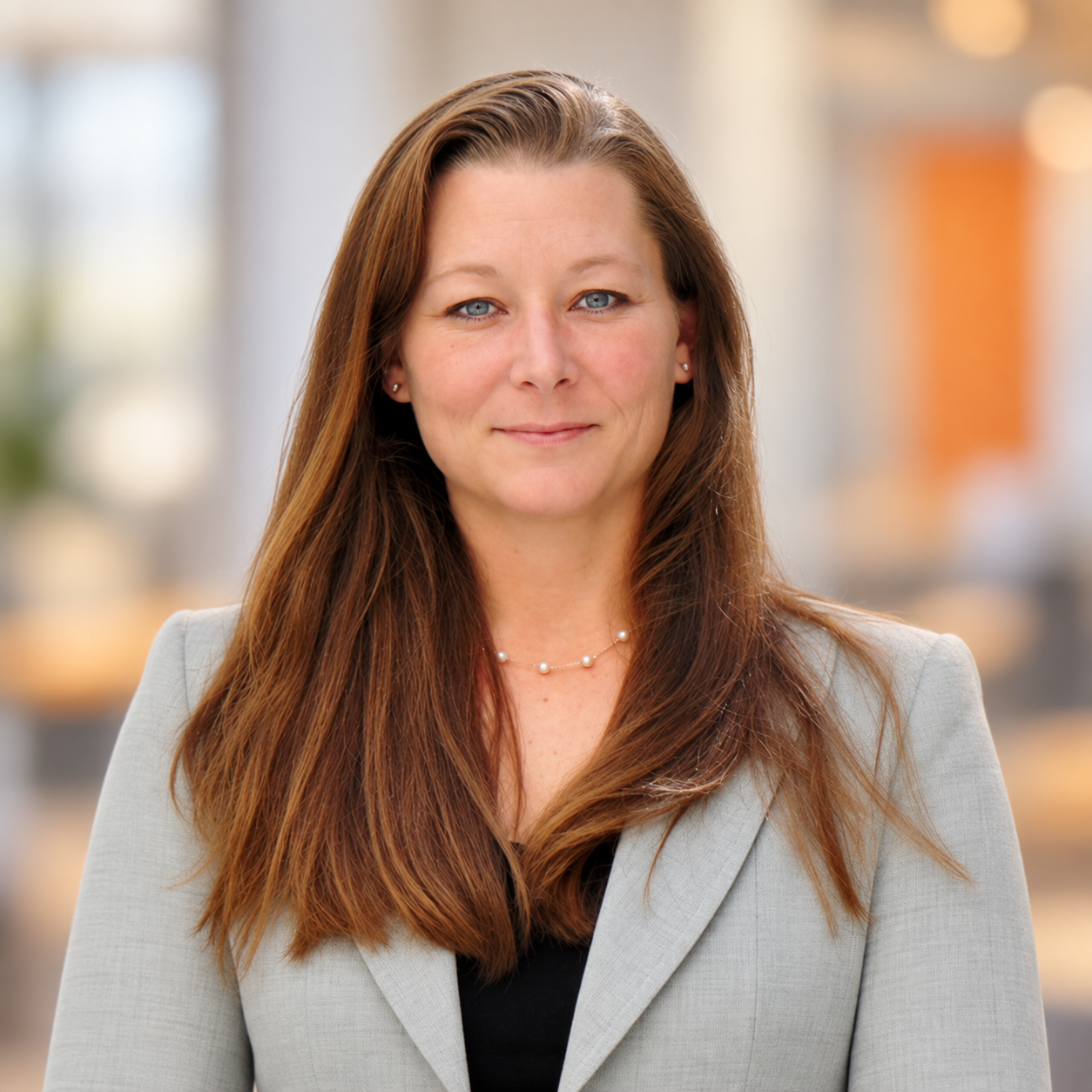 Headshot of Bettina Fowler