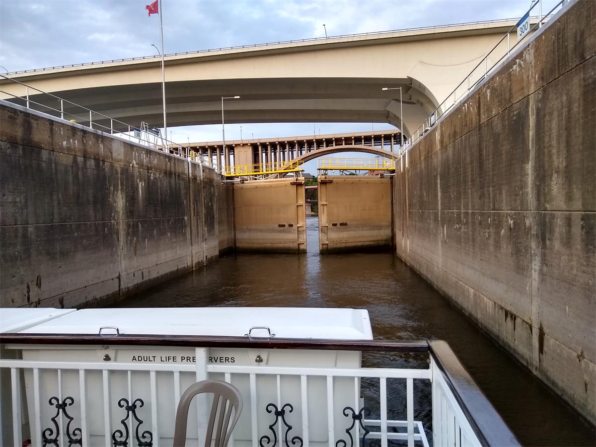 IMA Minneapolis Chapter Boat Cruise Locks