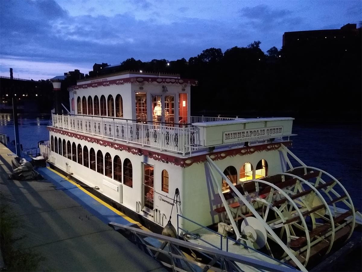 IMA Minneapolis Chapter Boat Cruise Portside