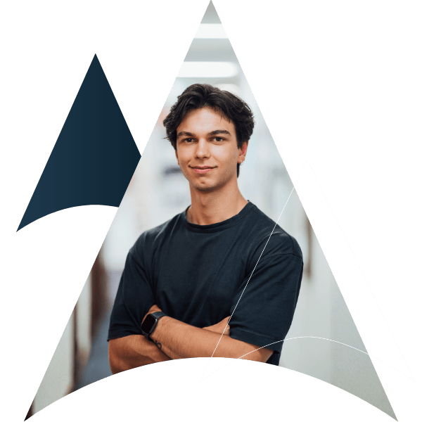 An arrow with an image of a young male student 