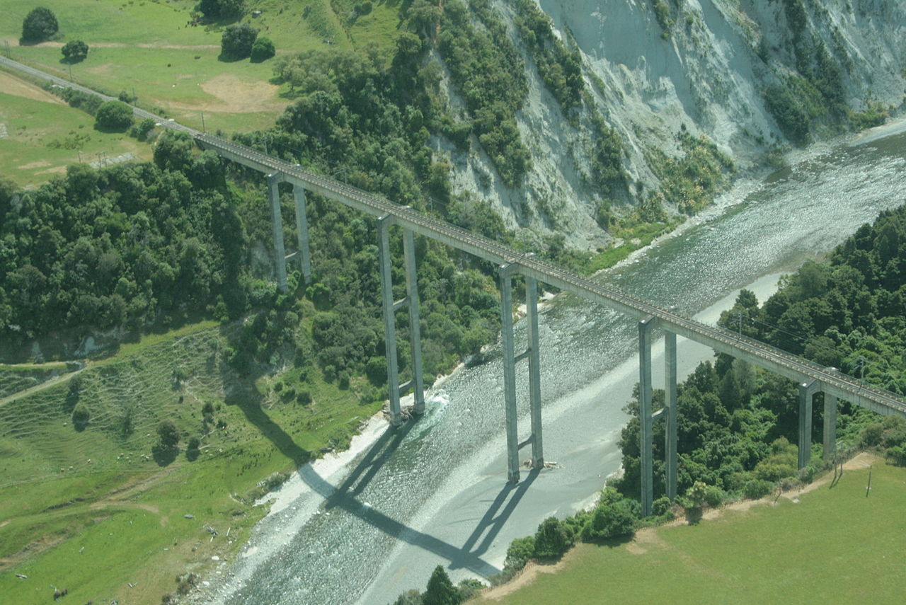 1280px-South_Rangitikei_Viaduct.jpg