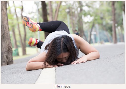 Accident_-stumble-and-fall-while-jogging-578563214_727x484.jpeg