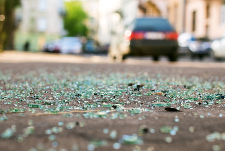Shards-of-car-glass-on-the-street-525489094_724x488.jpeg