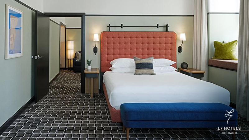L7 Chicago Bedroom