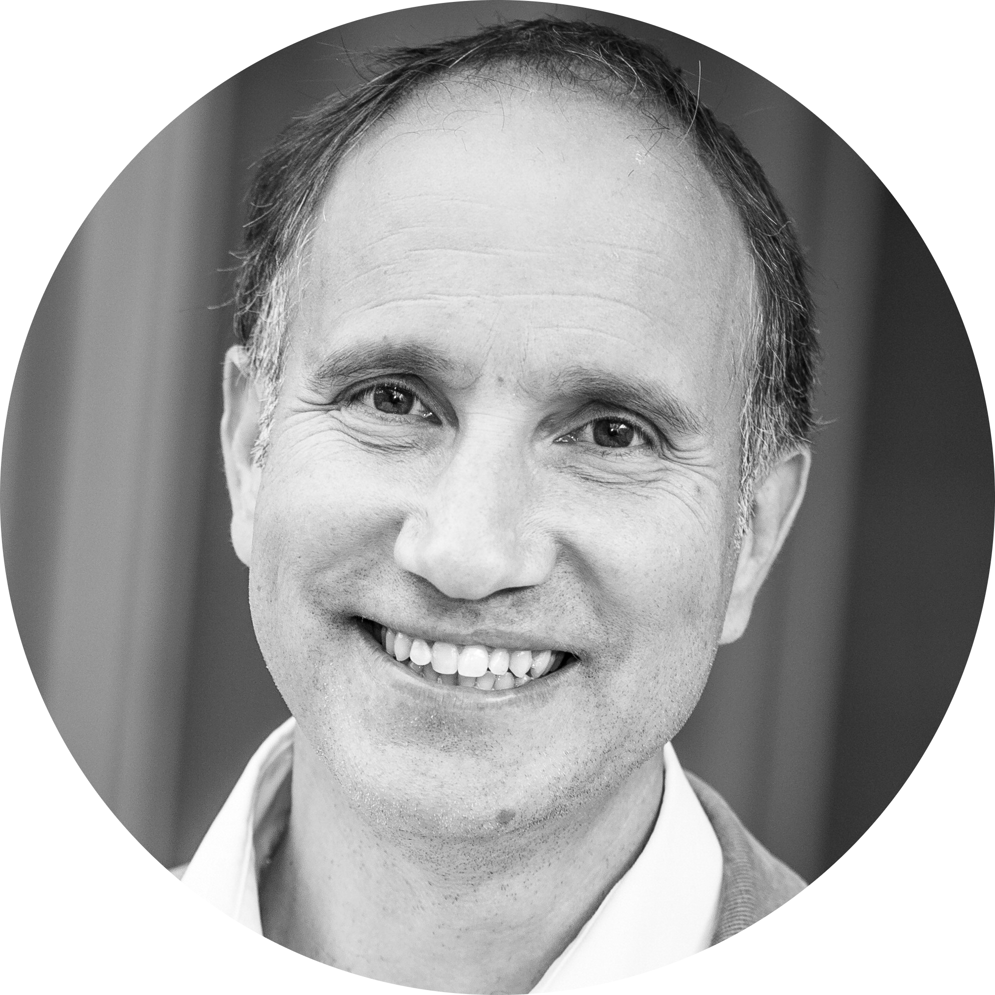 R2fVHGZsTY6UDdDjpCmK_Shah Headshot_circle.jpeg