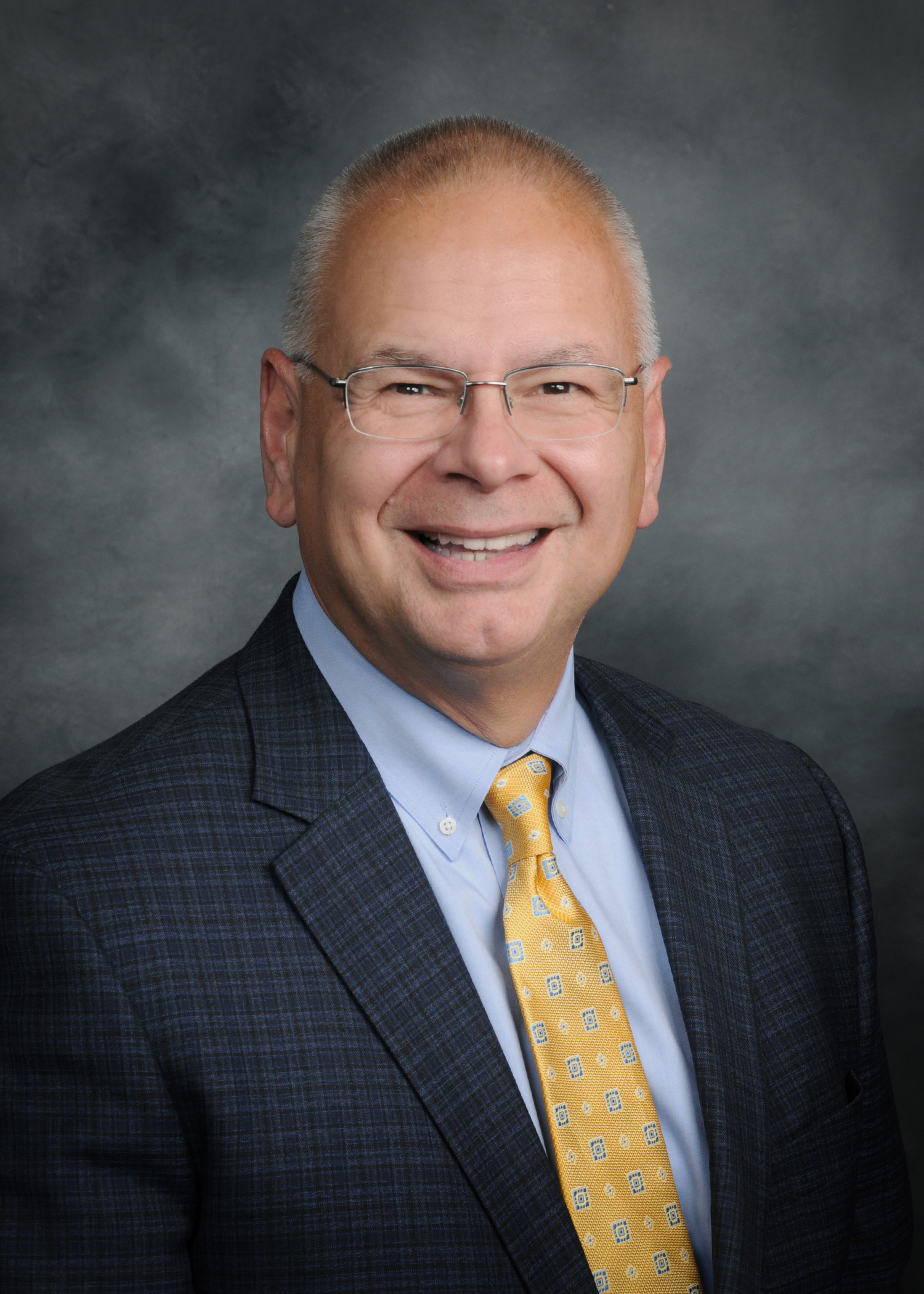 Larry Michael headshot