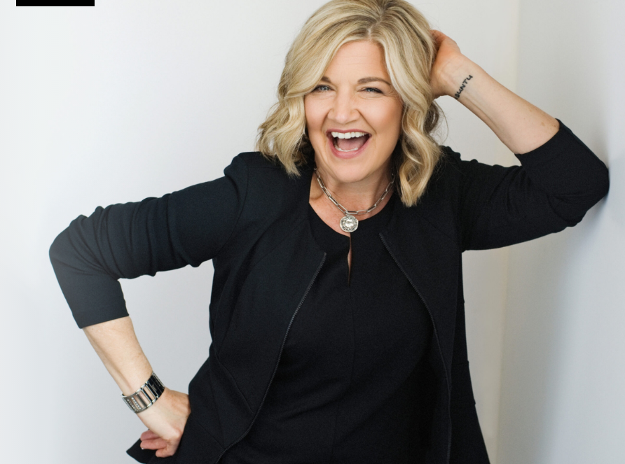 Regina Carey headshot