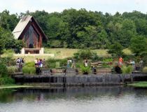 powellgrdn1.jpg