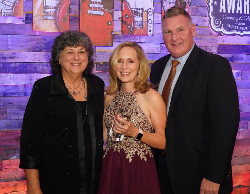 Past Leadership in Management Scholarship Recipient Michelle Bell