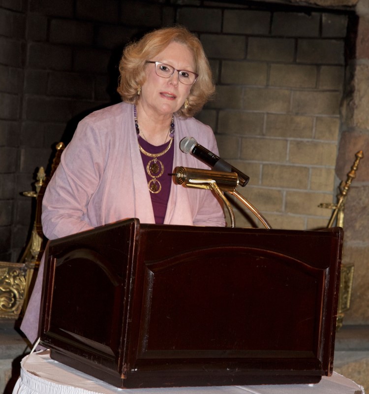 Colleen_Carrington_cropped.jpg