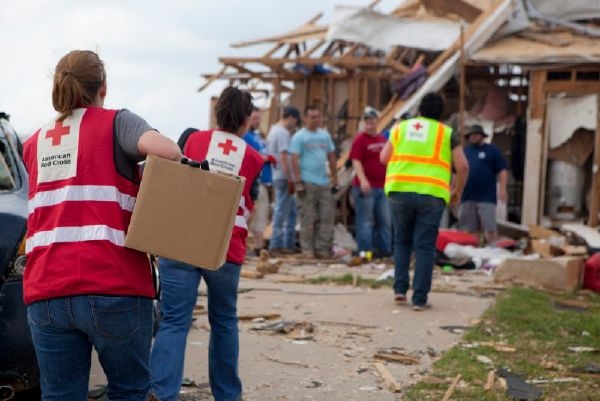 disaster-relief-volunteers.jpg