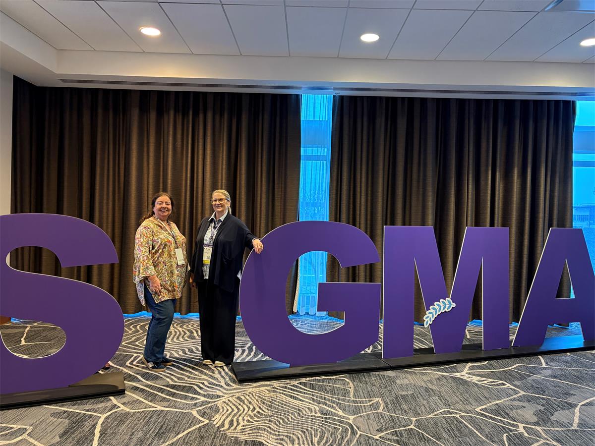 Liz Kingston (President) & Jill Murphy (Secretary) of the Irish Omega Epsilon Chapter