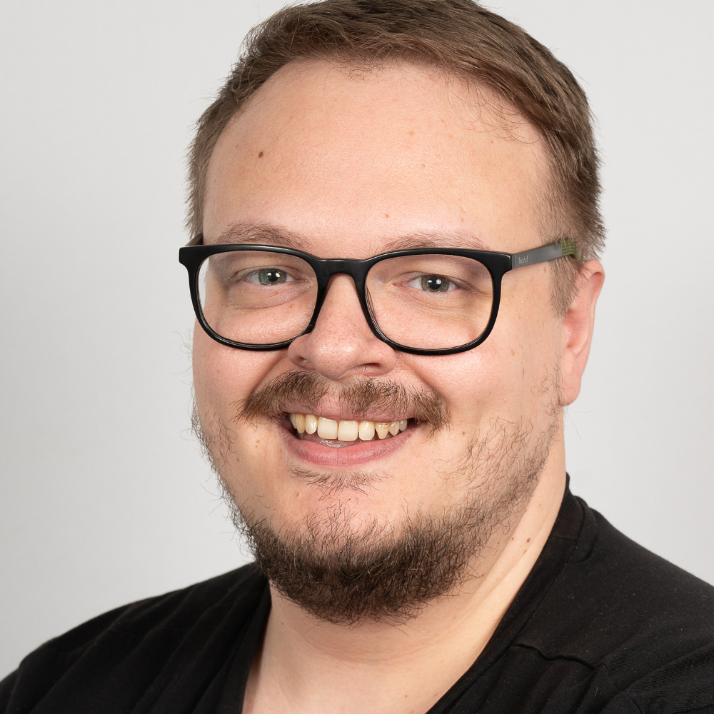 Charlie Hopkin_sq.png