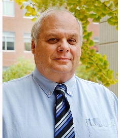 v2Education Award - Kenneth Reuhl.jpg