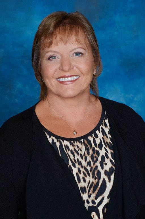 Annette Richard Headshot Annette Richard in business attire