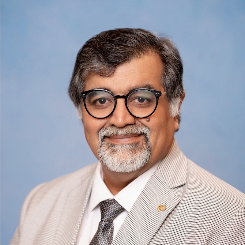 Hitesh Mohan headshot
