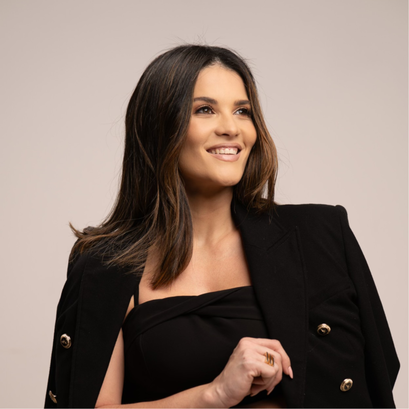 Mayra Aquino headshot