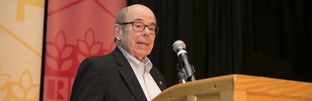 Missouri REALTORS® Chief Lobbyist, Sam Licklider, giving the audience legislative updates at a business conference.